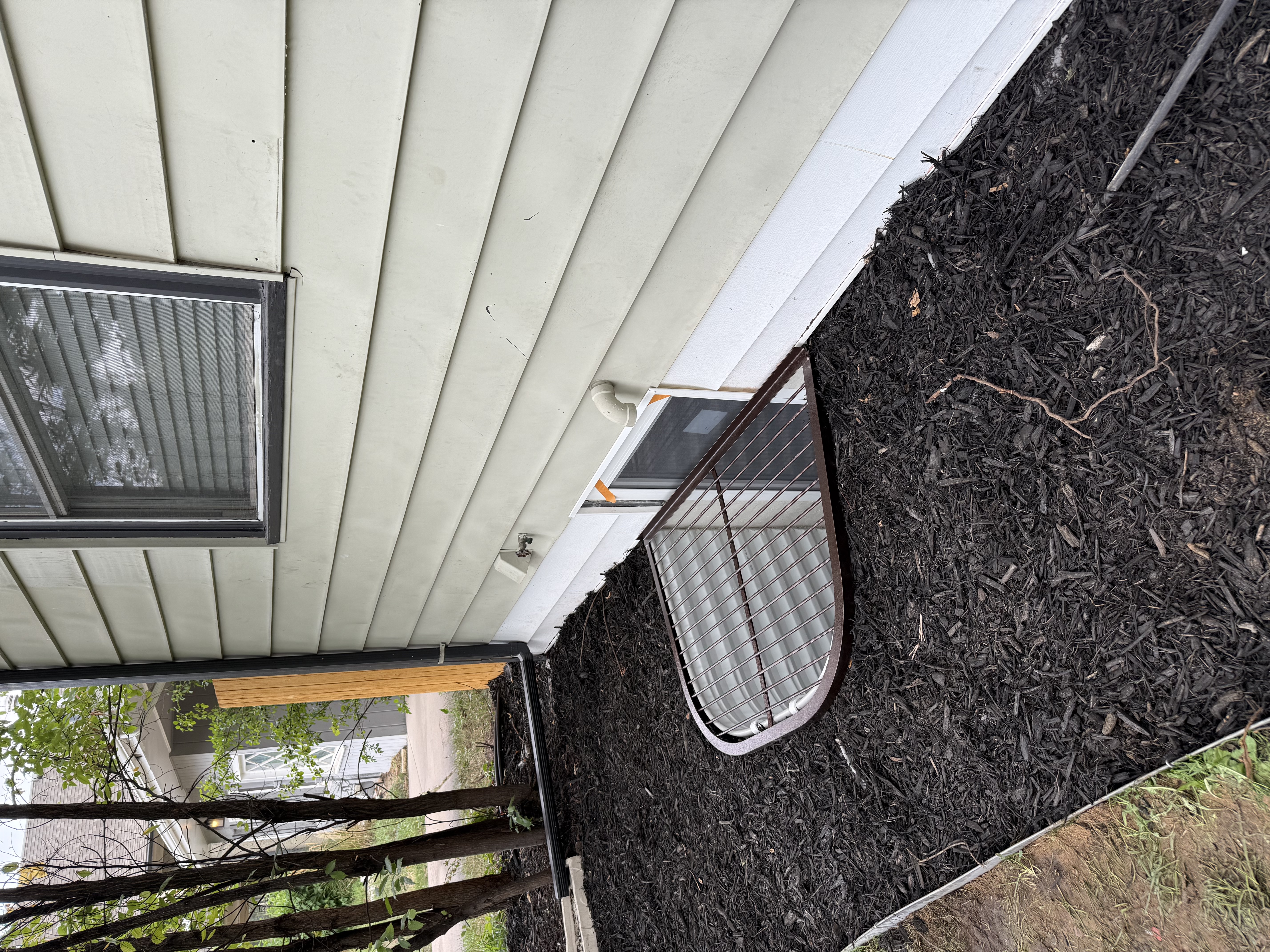 Basement egress window